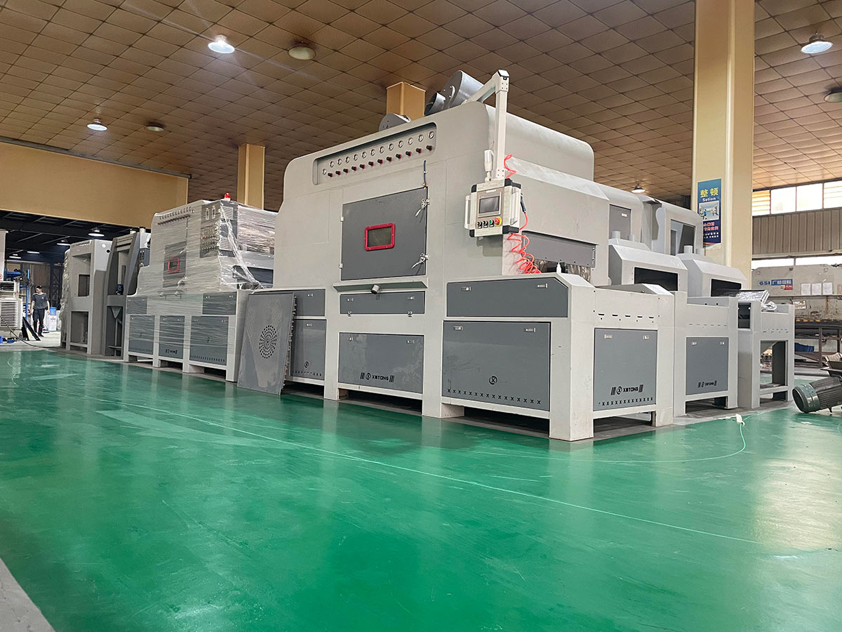 深圳百超机械设备有限公司生产车间实拍图片