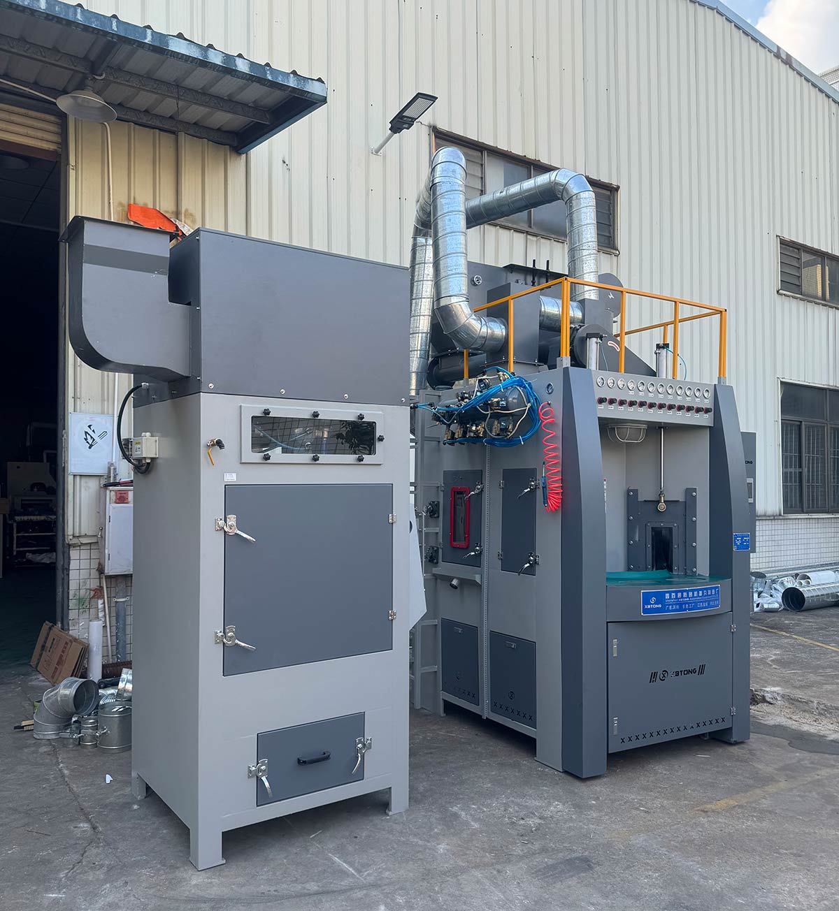 深圳百超机械转盘式喷砂机实拍图片 深圳百超机械转盘式喷砂机实拍图片