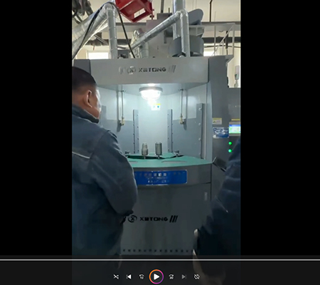 山西客户案例：合金钻探头自动喷砂机工作视频