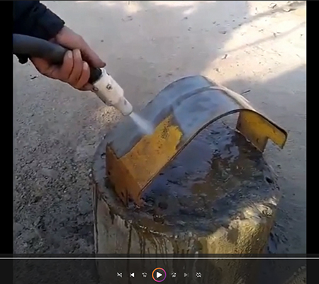 常州客户案例：铁片除锈水喷砂机工作视频