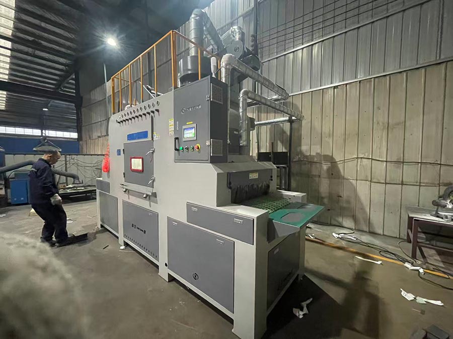 深圳百超机械输送式自动喷砂机